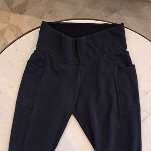 Nike Womens Black Leggings with Cell Phone Pockets